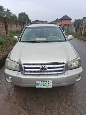 Toyota Highlander 2005 Silver