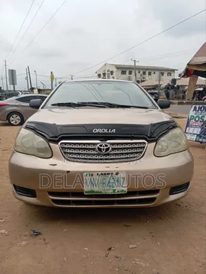 Toyota Corolla 2005 Gold