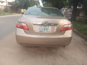 Toyota Camry 2007 Gold