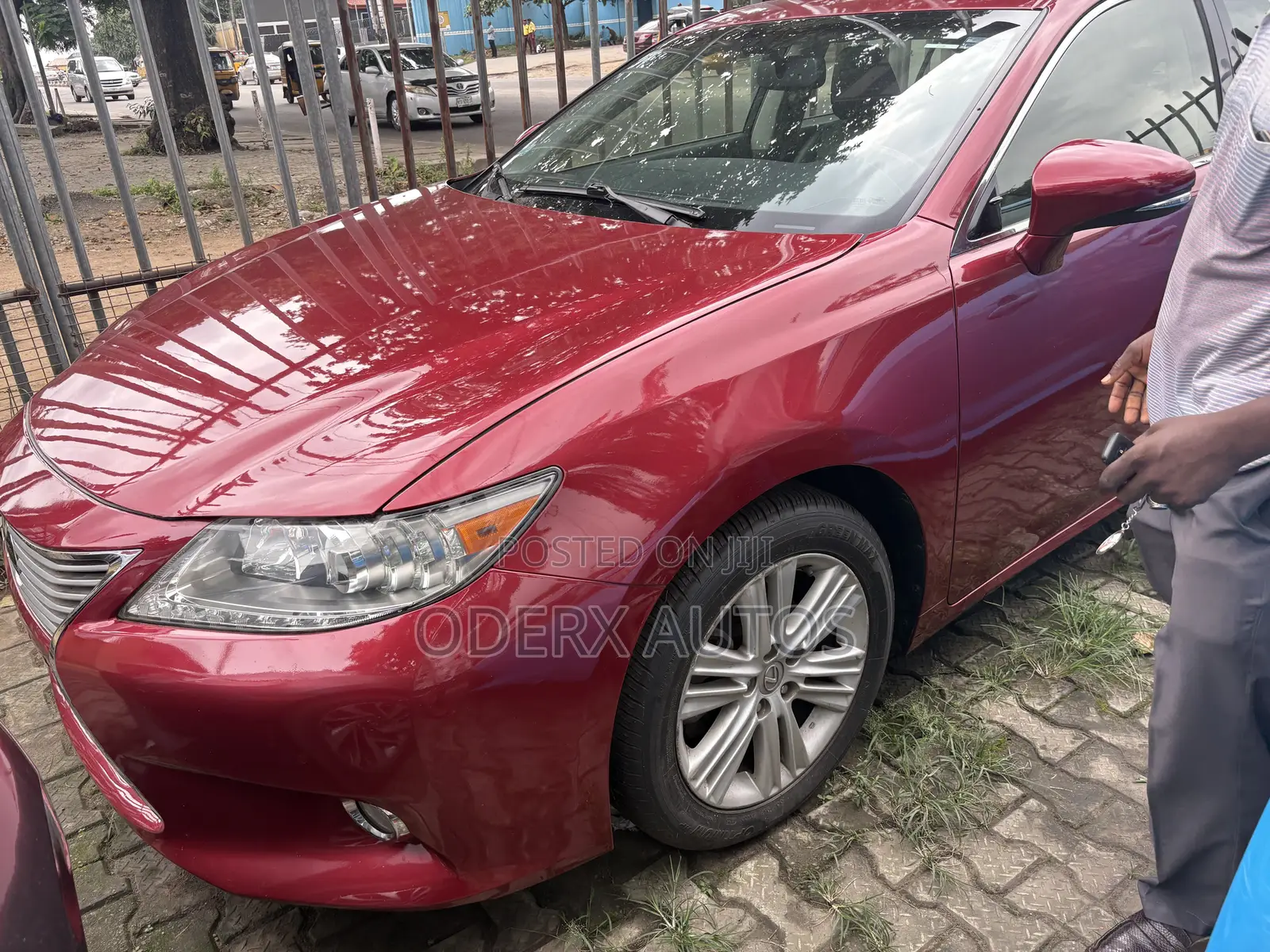 Lexus ES 350 FWD 2013 Red