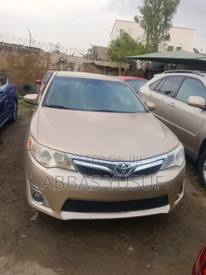 Toyota Camry 2013 Gold