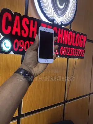Apple iPhone 7 32 GB Silver