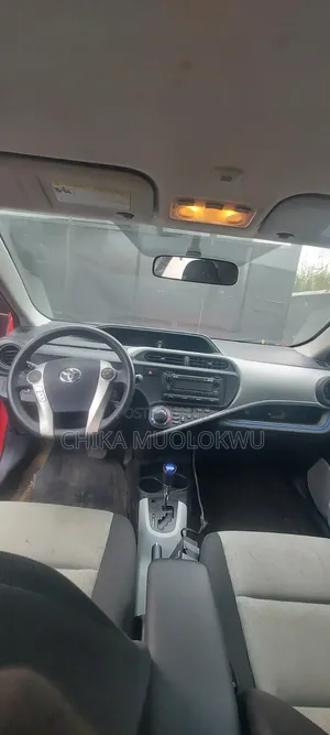 Toyota Prius 2012 Red