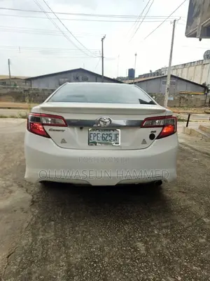 Toyota Camry 2012 White