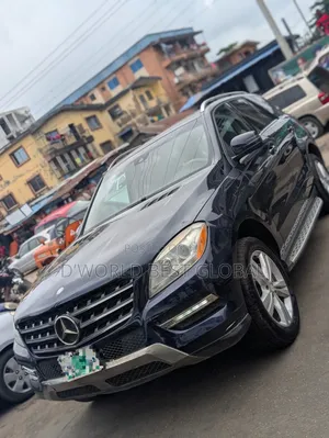 Mercedes-Benz M Class 2013 Blue