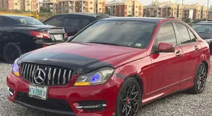 Mercedes-Benz C300 2013 Red