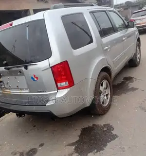 Honda Pilot 2010 Silver
