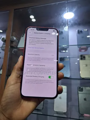 Apple iPhone 13 128 GB Red