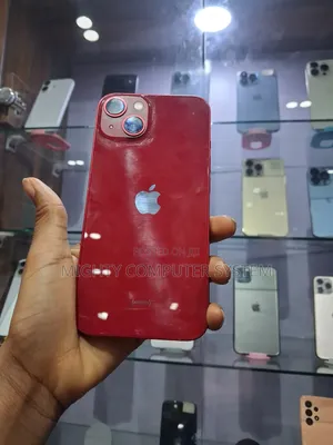 Apple iPhone 13 128 GB Red