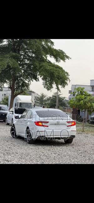 Honda Accord Sport (2.0L 4cyl Turbo 6M) 2019 White