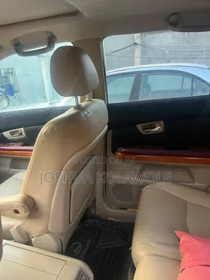 Lexus LX 470 Sport Utility 2007