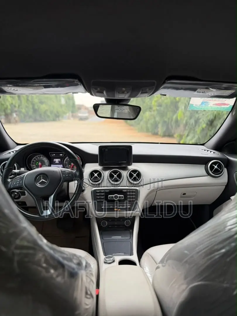 Mercedes-Benz CLA-Class 2015 Blue
