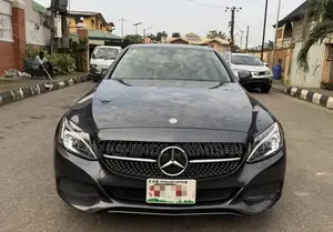 Mercedes-Benz C300 2015 Gray