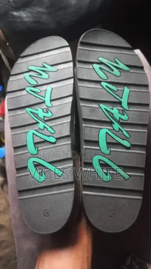 Pams Shoes