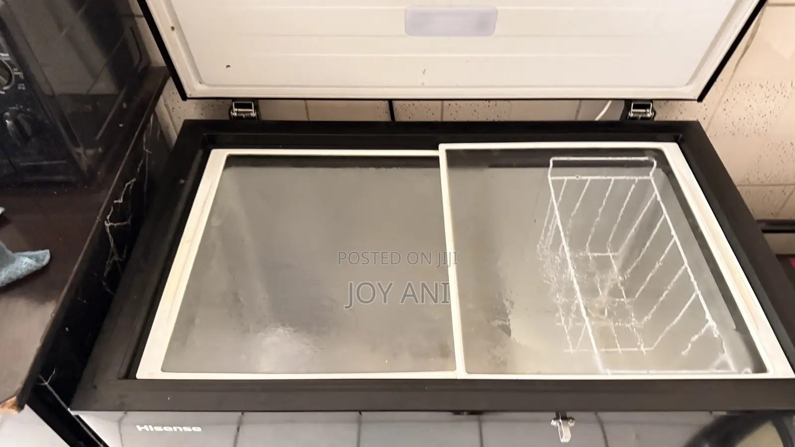 189L Hisense Freezer