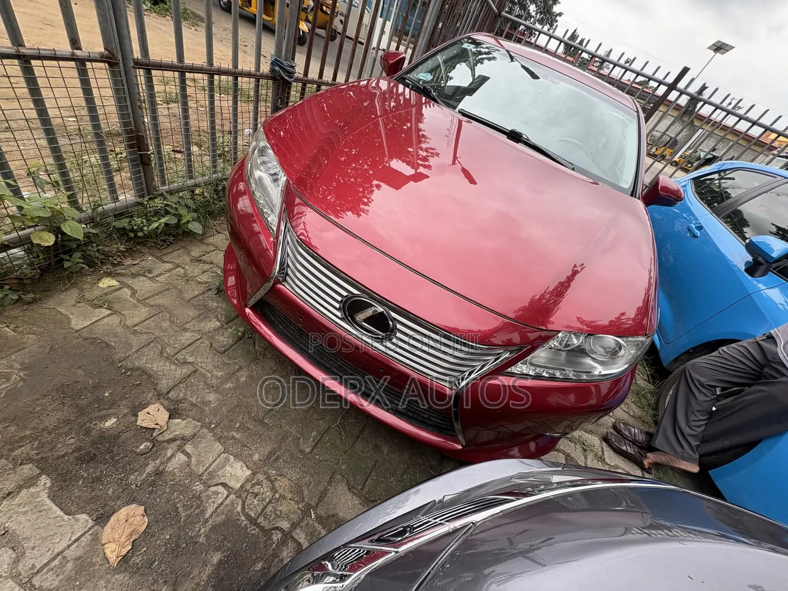 Lexus ES 350 FWD 2013 Red