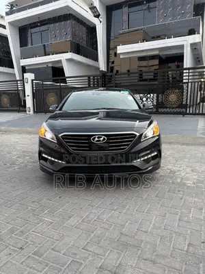 Hyundai Sonata Limited 2.0T 4dr Sedan (2.0L 4cyl Turbo 6A) 2015 Black