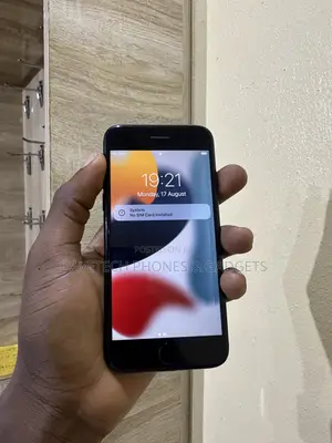 Apple iPhone 7 32 GB Black