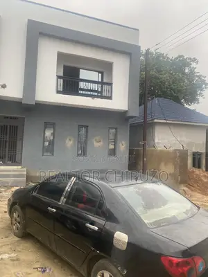 4bdrm Duplex in Abuja Top Realty, Area 1 for rent