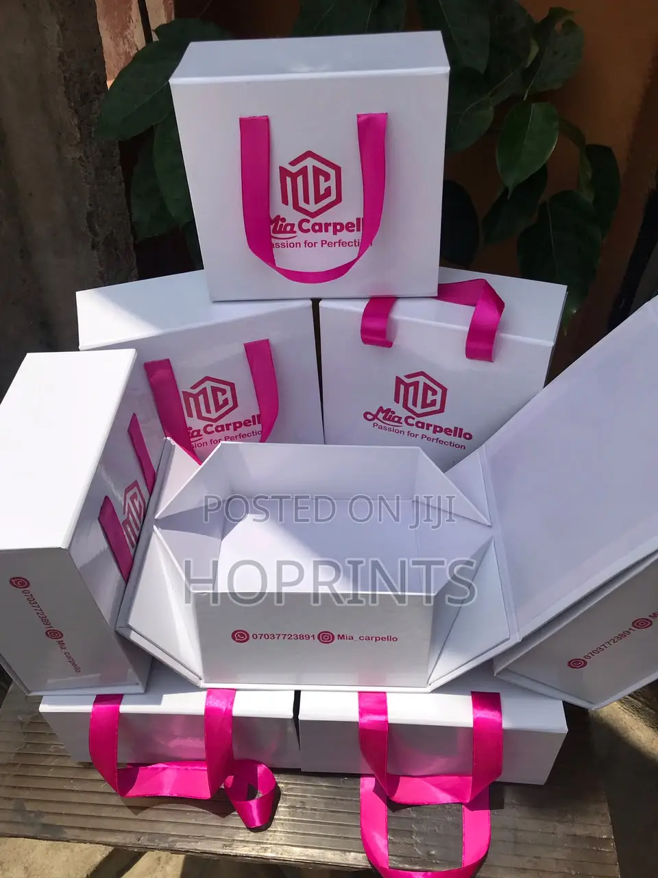 Collapsible Business Branded Boxes