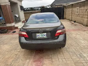 Toyota Camry LE 4dr Sedan (2.4L 4cyl 5A) 2007 Gray