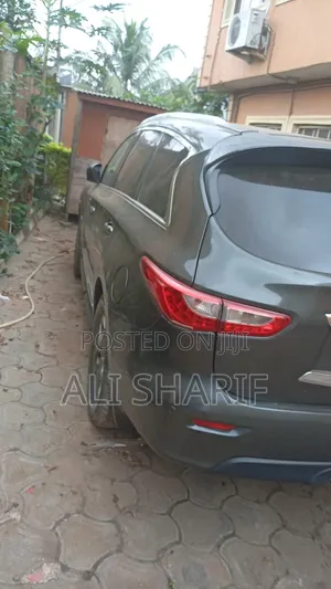 Infiniti JX 2013 Green