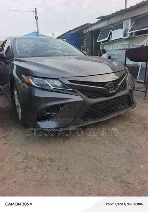 Toyota Camry 2018 Black