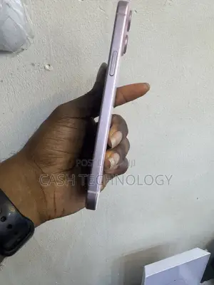 Apple iPhone 15 Plus 128 GB Pink