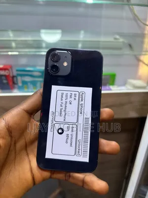 Apple iPhone 12 64 GB Black