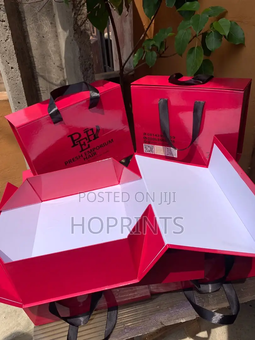 Customized Gift Boxes