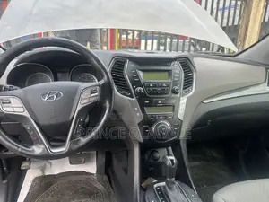Hyundai Santa Fe 2013 Gray
