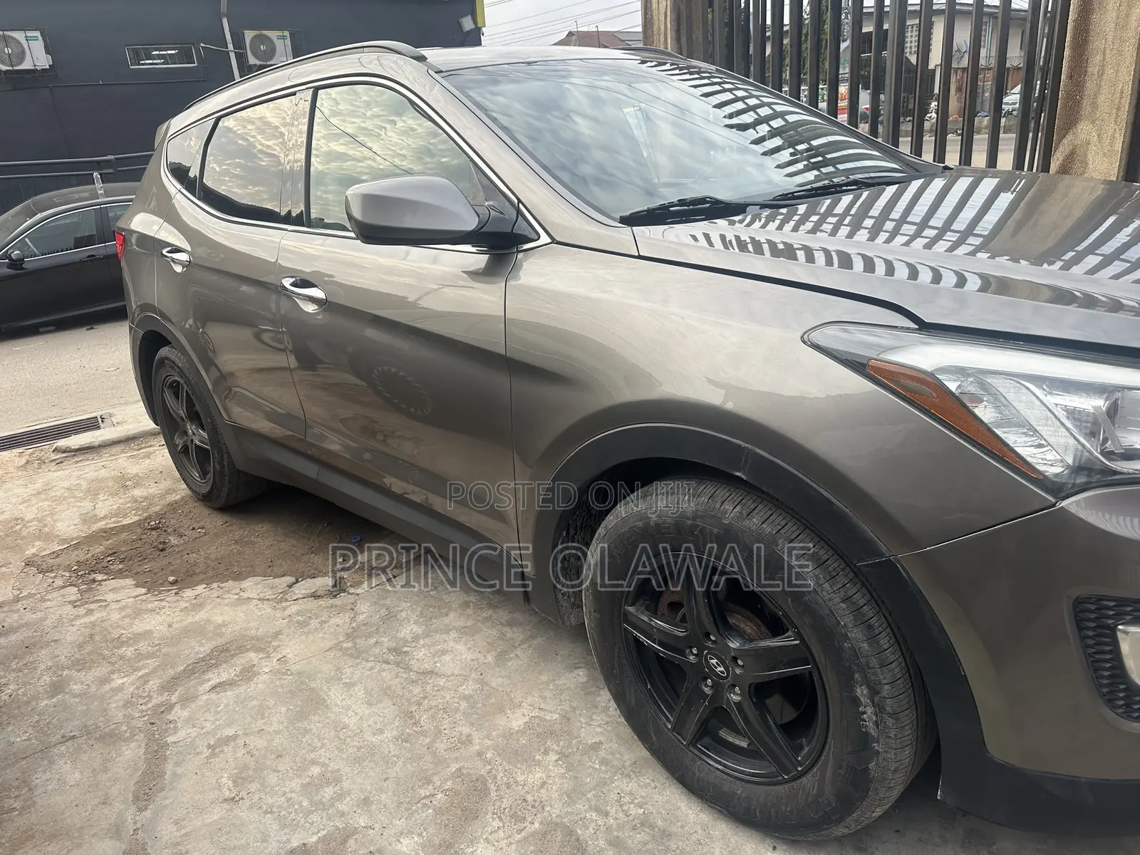 Hyundai Santa Fe 2013 Gray