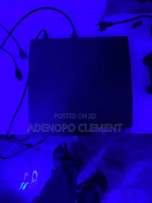 Play Station