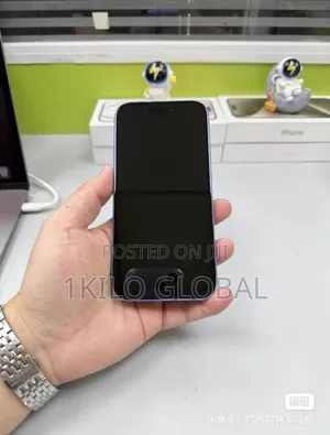 New Apple iPhone 16 128 GB Blue