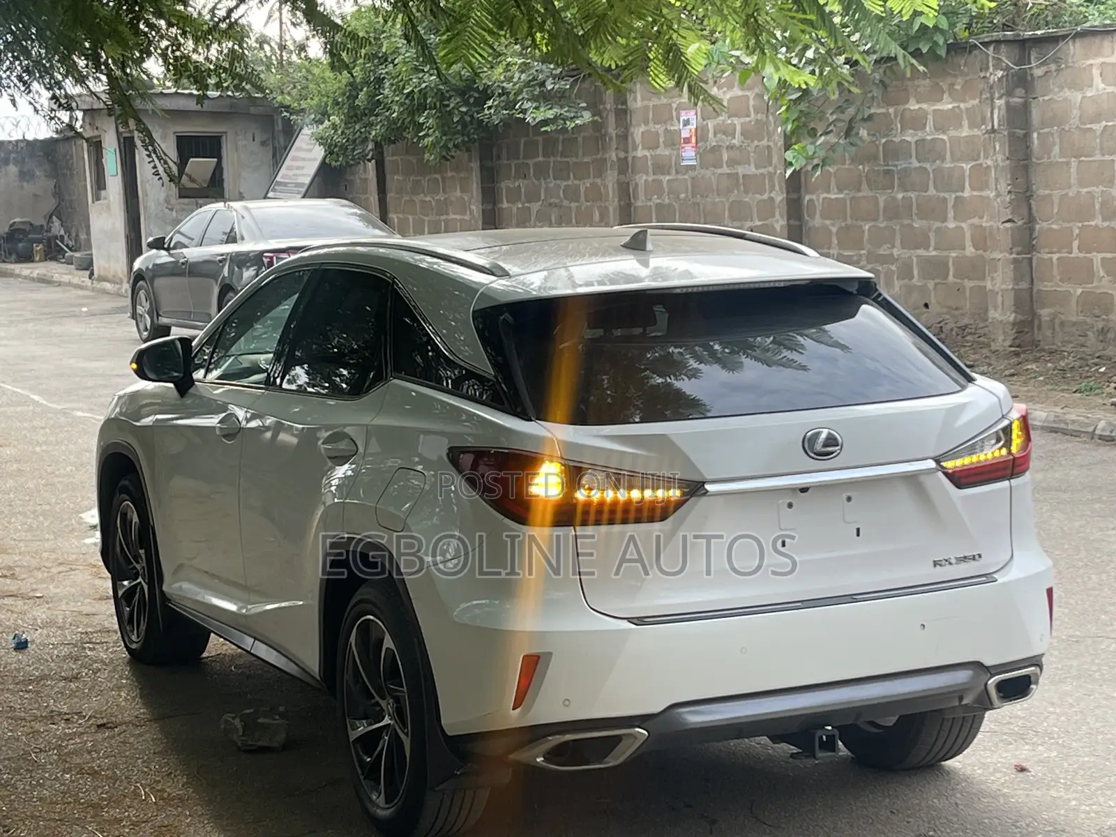 Lexus RX 350 AWD 2017 White
