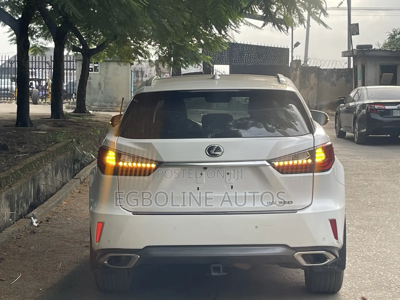 Lexus RX 350 AWD 2017 White