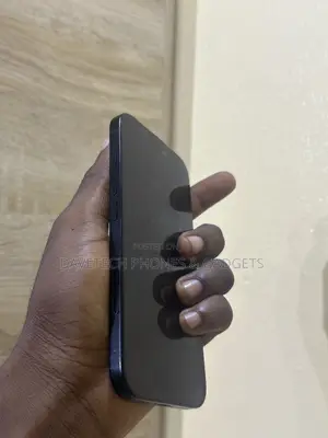 Apple iPhone 16 128 GB Black