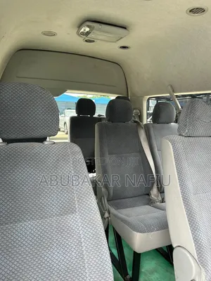 Toyota Grand HiAce 2002 White