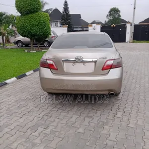 Toyota Camry 2008 Gold
