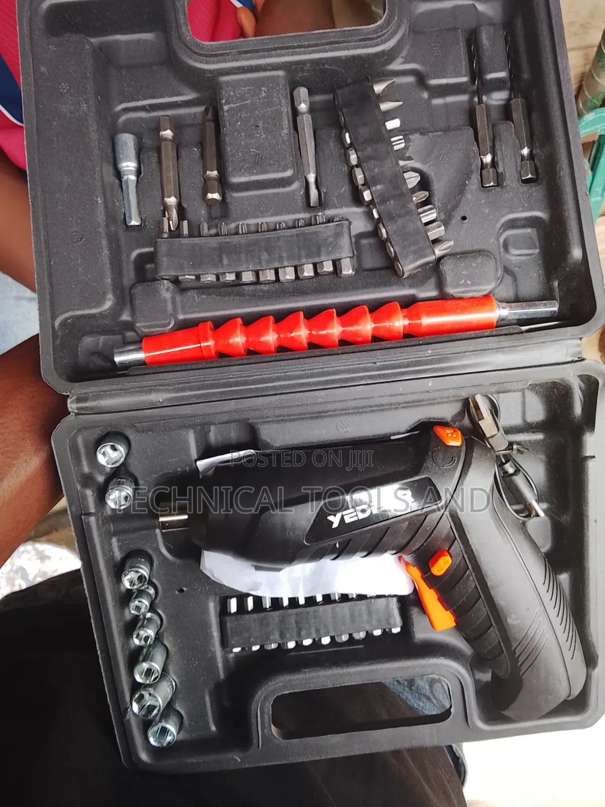 Battery Screw Machine