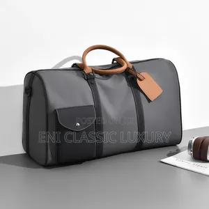 High Demand Luxury Men's Cargo Bags Well Branded