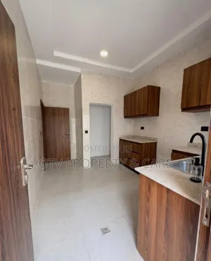3bdrm Duplex in Apo Resettlement for rent