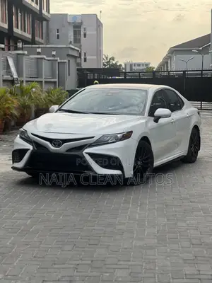 Toyota Camry XSE 2023 White