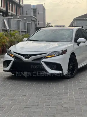 Toyota Camry XSE 2023 White
