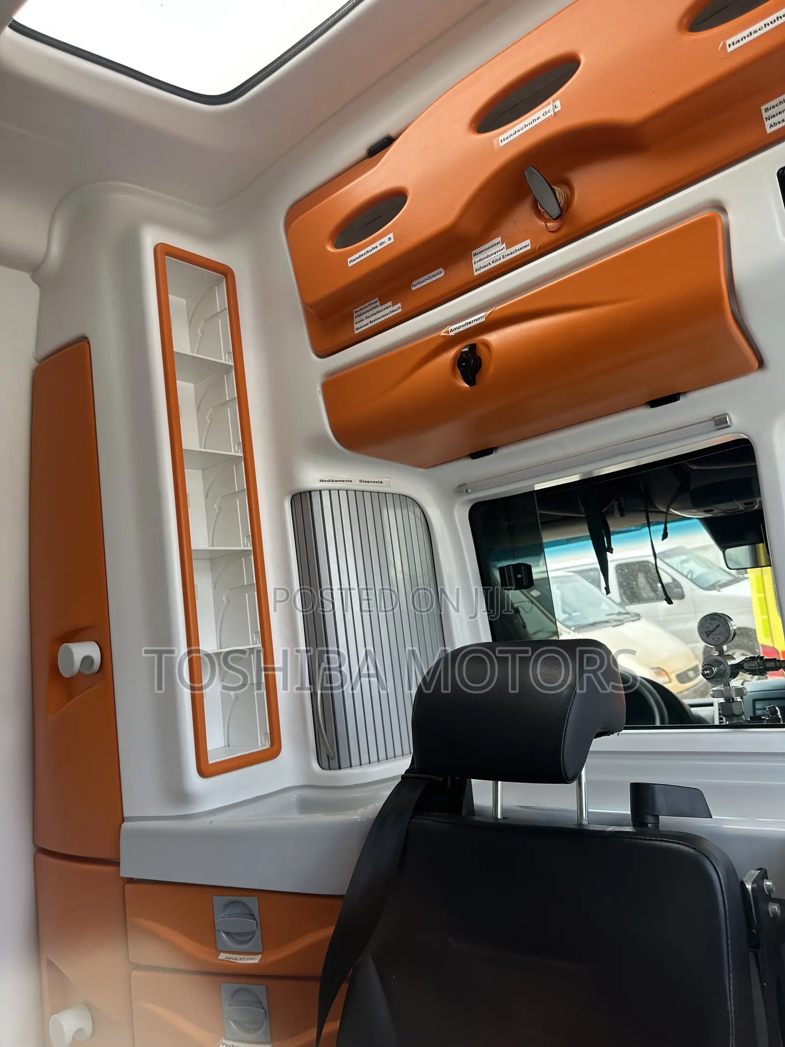 Mercedes-Benz Sprinter 2017 Yellow