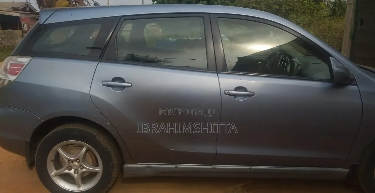 Toyota Matrix 2006 Blue