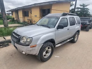 Nissan Xterra Automatic 2003 Silver
