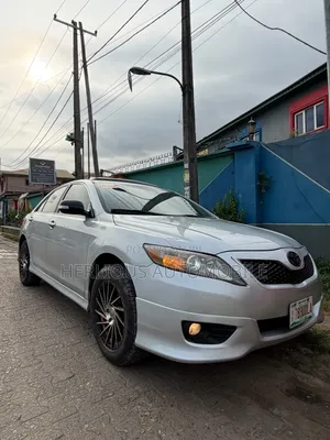 Toyota Camry 2011 Silver