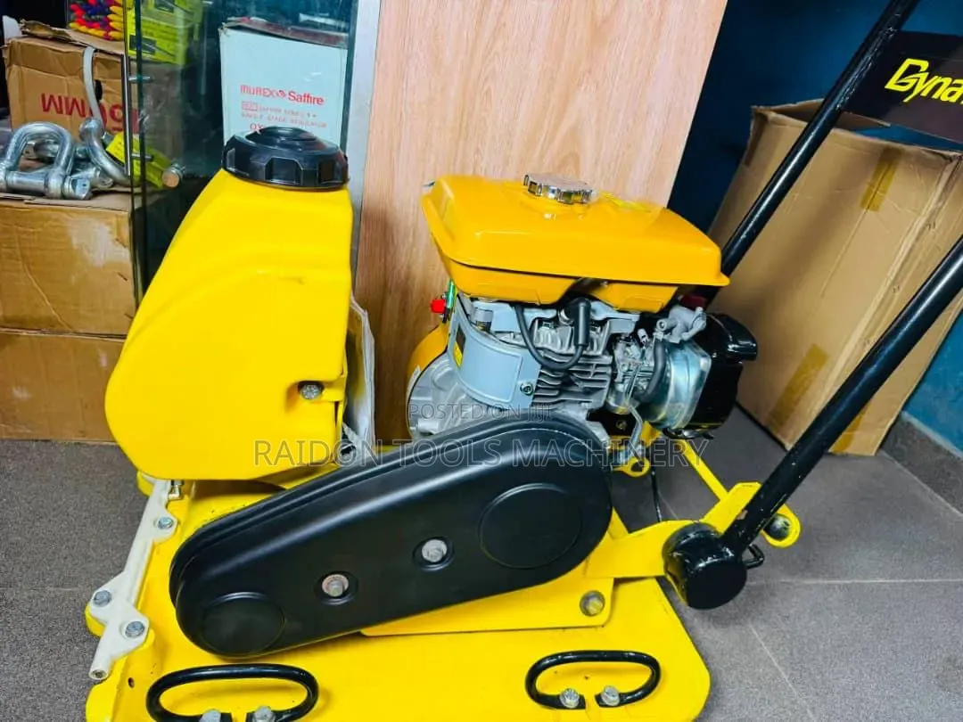 Plate Compactor (Dynamic)