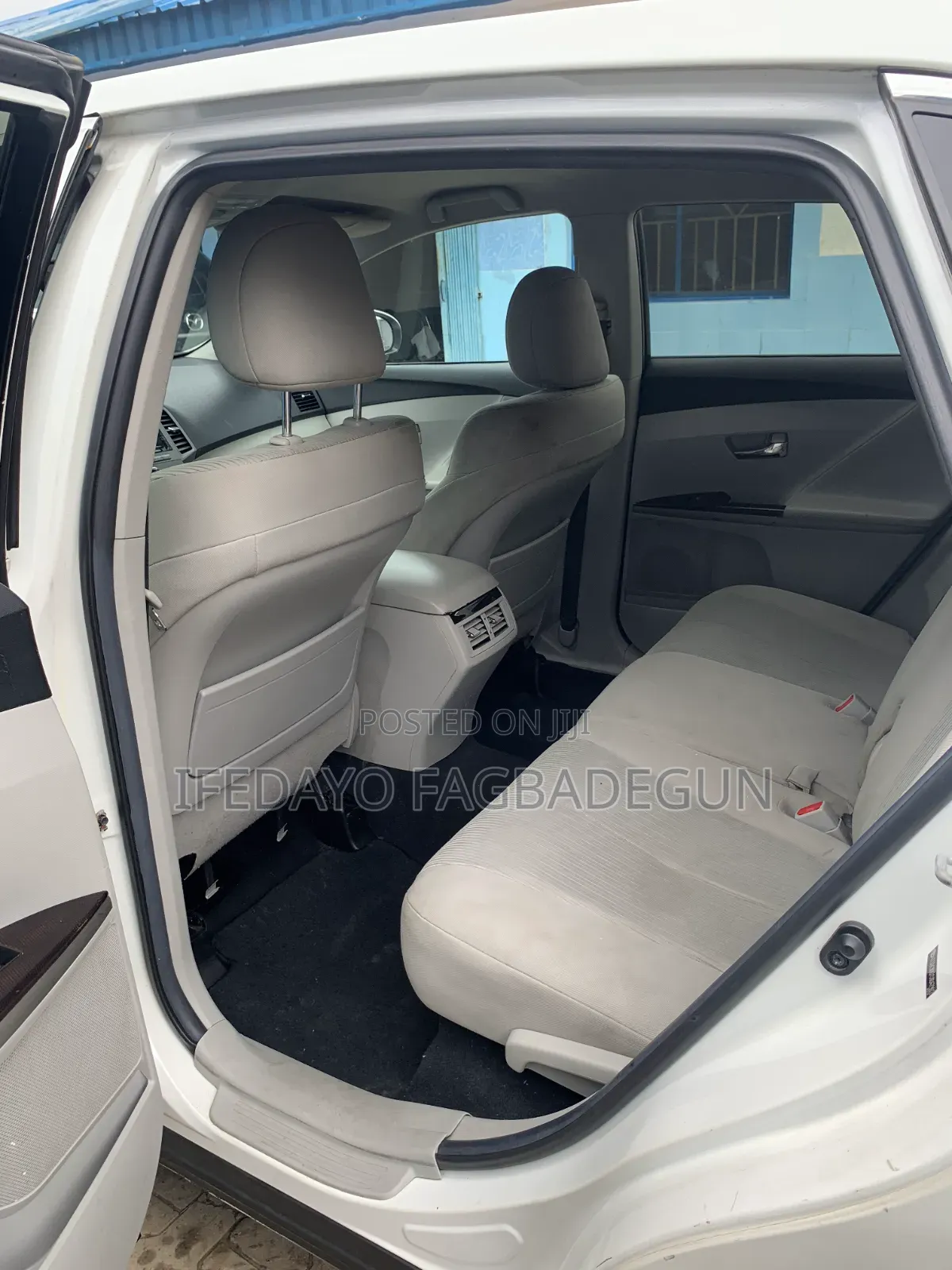 Toyota Venza LE 2012 White